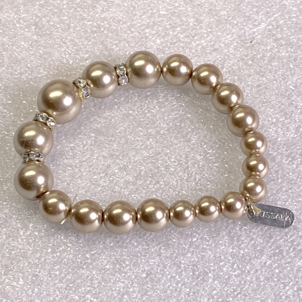 Kissaka pearl bracelet